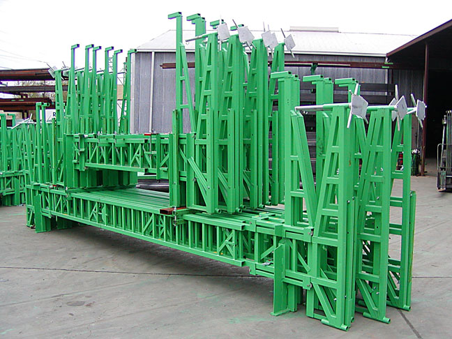 Rack Brackets for HD and Standard-Duty crank-up scaffolding