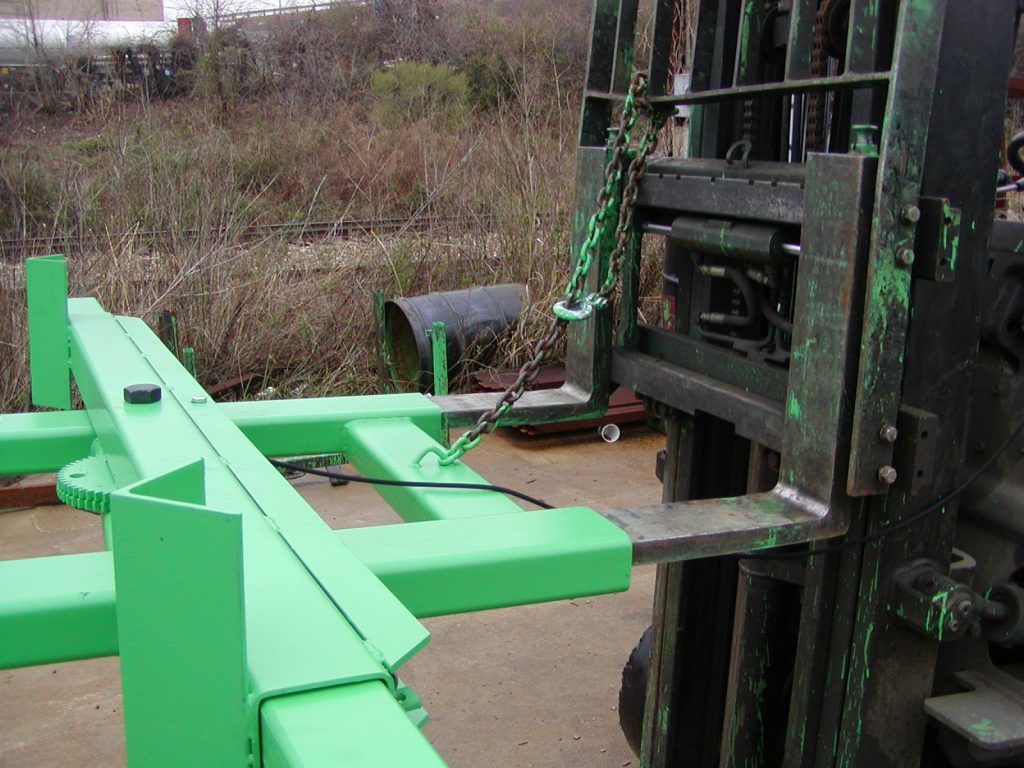 Swivel Forklift Bar for crank-up scaffolding