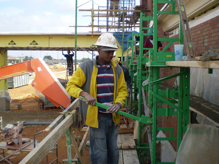 Jack up scaffolding system