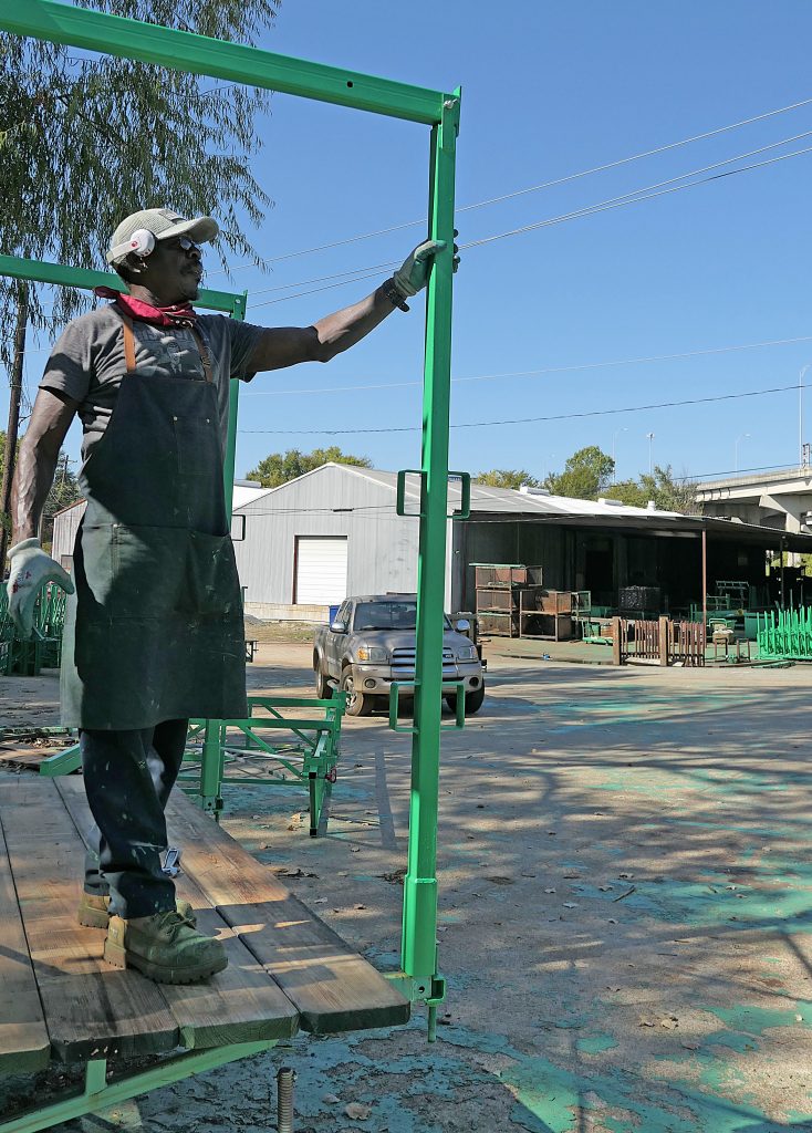 Winter Enclosure for Non-Stop HD Masonry crank-up scaffolding