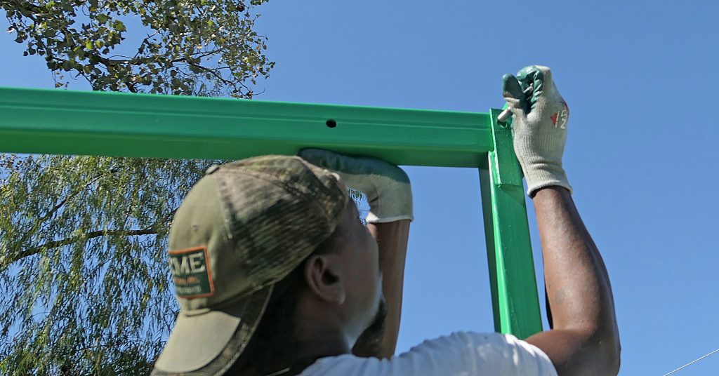 Winter Enclosure for crank-up masonry scaffolding