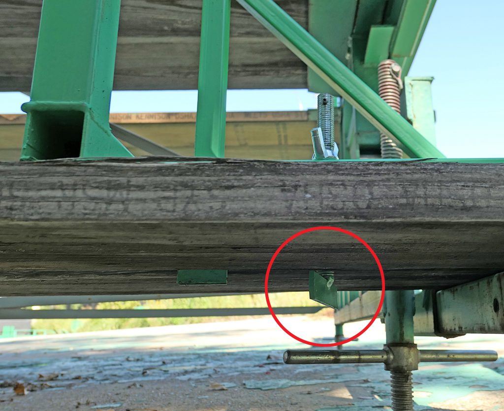 Winter Enclosure System for elevating mason scaffolding