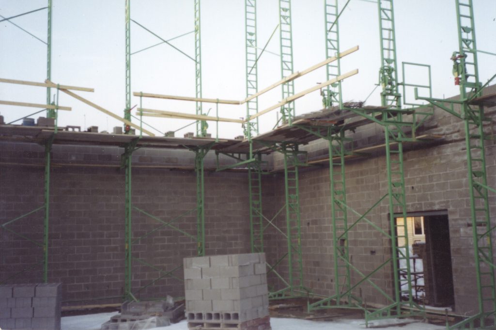 Non-Stop Adjustable Scaffolding